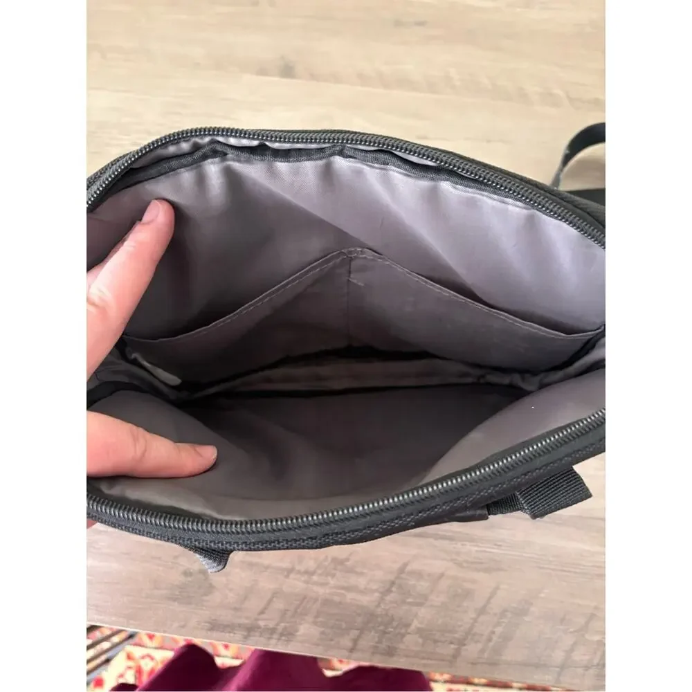 Samsonite Black Travel Shoulder Bag Crossbody Organizer NWOT